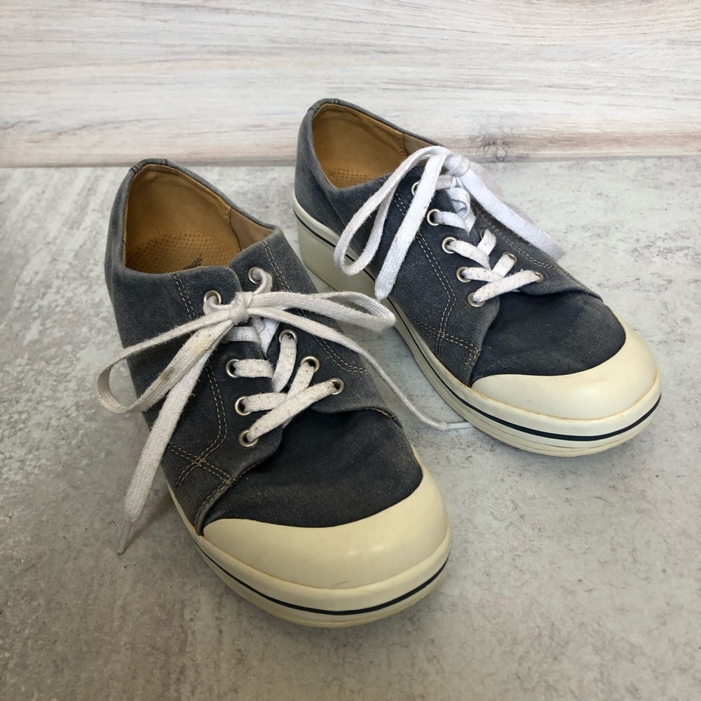 Dansko Veda Vegan Canvas Shoes. Size 39. Blue.